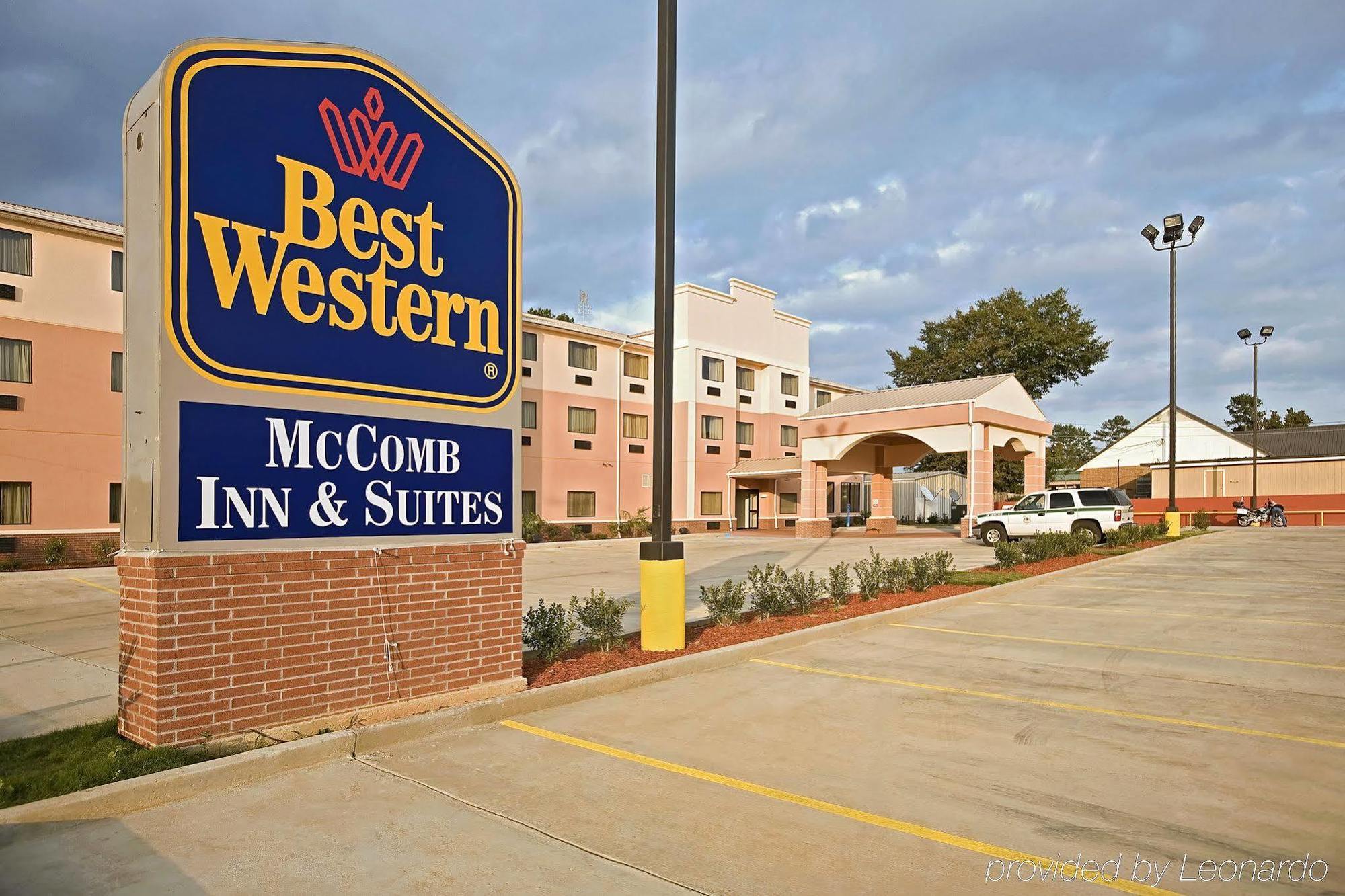 Hotel Baymont By Wyndham Mccomb Esterno foto